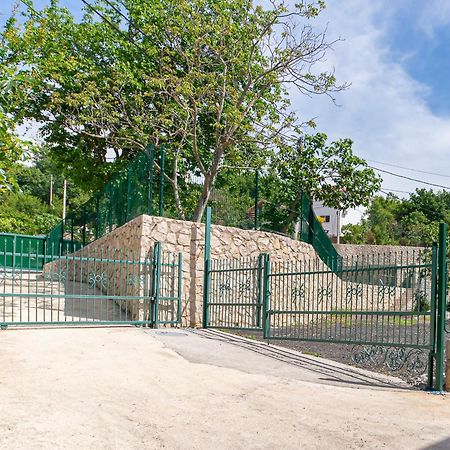 The White House Villa Thurmani Luaran gambar