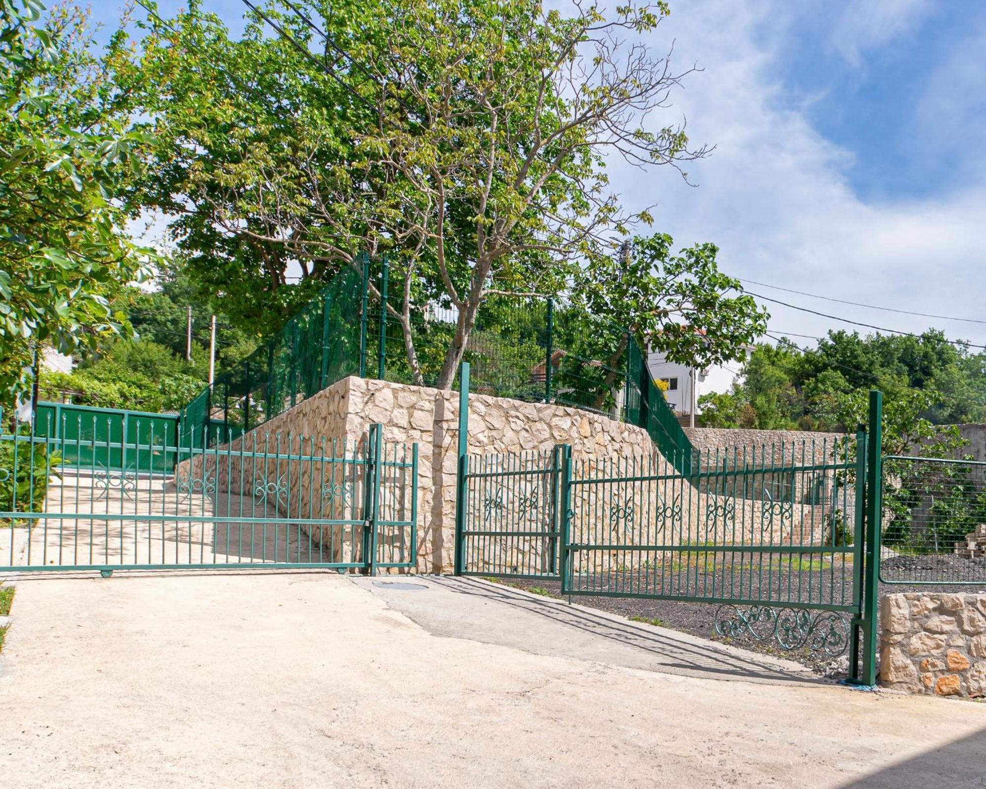 The White House Villa Thurmani Luaran gambar